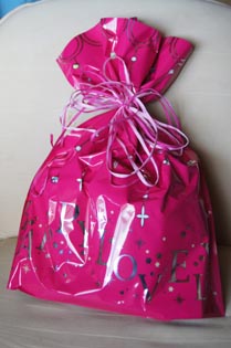 ピンクの袋